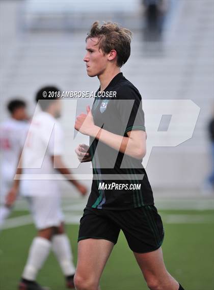 Thumbnail 1 in Waltrip vs. Kingwood Park (UIL 5A Quarterfinal Playoff) photogallery.