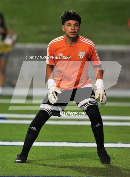 Thumbnail 2 in Waltrip vs. Kingwood Park (UIL 5A Quarterfinal Playoff) photogallery.