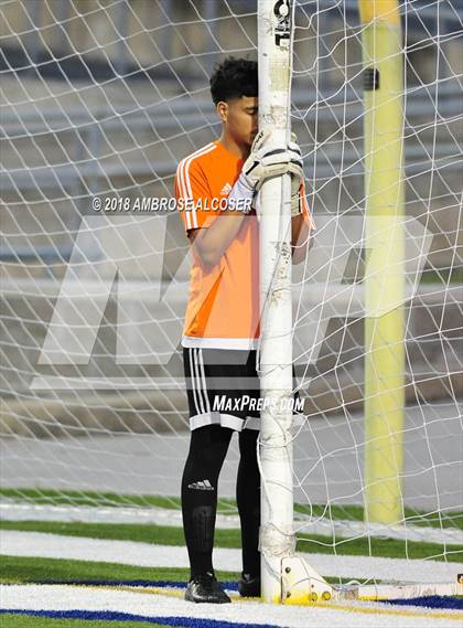 Thumbnail 3 in Waltrip vs. Kingwood Park (UIL 5A Quarterfinal Playoff) photogallery.
