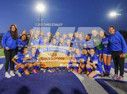 Thumbnail 2 in Perry vs. Xavier College Prep (AIA 6A Finals Awards) photogallery.