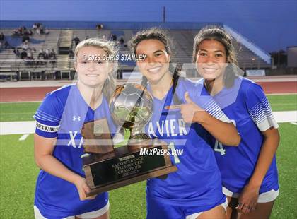 Thumbnail 1 in Perry vs. Xavier College Prep (AIA 6A Finals Awards) photogallery.