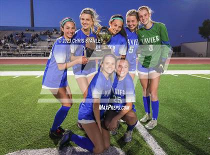 Thumbnail 2 in Perry vs. Xavier College Prep (AIA 6A Finals Awards) photogallery.