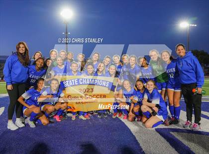 Thumbnail 3 in Perry vs. Xavier College Prep (AIA 6A Finals Awards) photogallery.