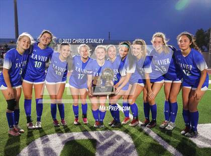 Thumbnail 2 in Perry vs. Xavier College Prep (AIA 6A Finals Awards) photogallery.