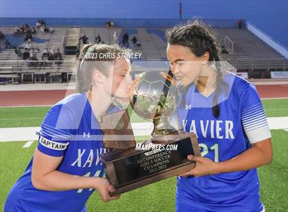 Thumbnail 2 in Perry vs. Xavier College Prep (AIA 6A Finals Awards) photogallery.