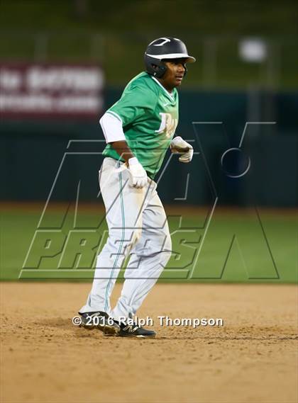 Thumbnail 3 in St. Mary's vs. Elk Grove (@ Raley Field) photogallery.
