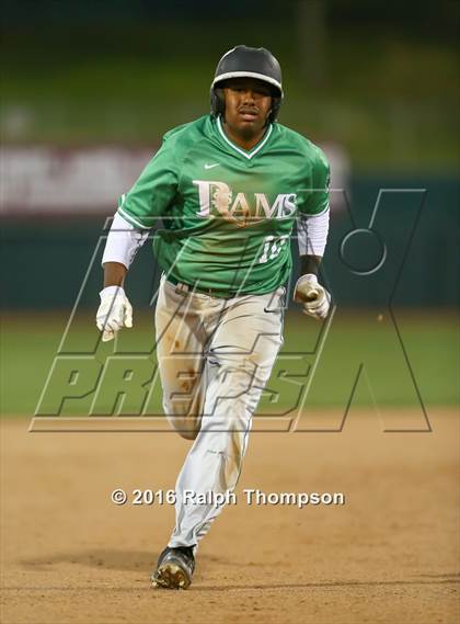 Thumbnail 3 in St. Mary's vs. Elk Grove (@ Raley Field) photogallery.