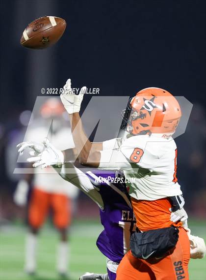 Thumbnail 2 in Nashville @ Elkins (AHSAA 4A Quadrant 3 Final) photogallery.