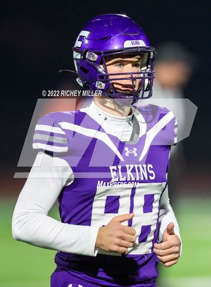 Thumbnail 1 in Nashville @ Elkins (AHSAA 4A Quadrant 3 Final) photogallery.