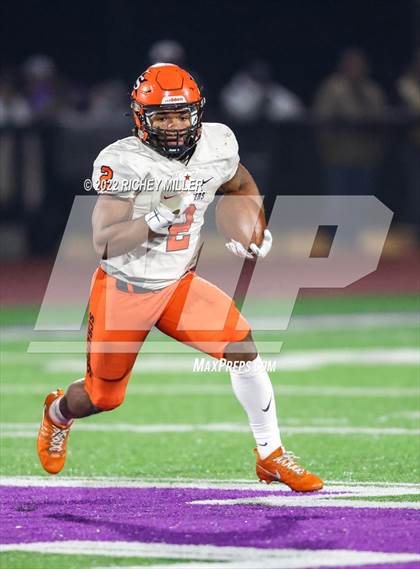 Thumbnail 2 in Nashville @ Elkins (AHSAA 4A Quadrant 3 Final) photogallery.