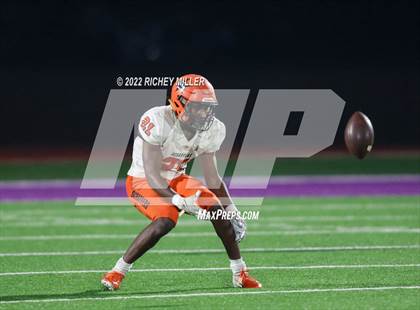 Thumbnail 2 in Nashville @ Elkins (AHSAA 4A Quadrant 3 Final) photogallery.