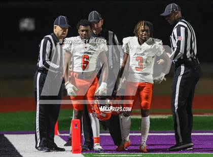 Thumbnail 1 in Nashville @ Elkins (AHSAA 4A Quadrant 3 Final) photogallery.