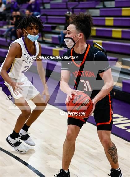 Thumbnail 2 in Grand Junction vs Holy Family (CHSAA 4A Playoffs Rd 1) photogallery.