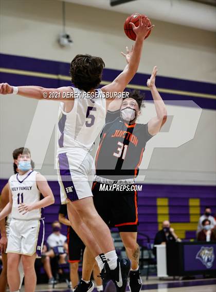 Thumbnail 1 in Grand Junction vs Holy Family (CHSAA 4A Playoffs Rd 1) photogallery.