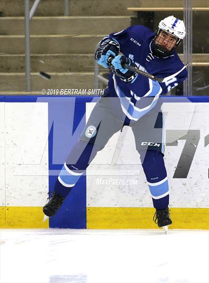 Thumbnail 3 in St. Mary's vs Canisius photogallery.