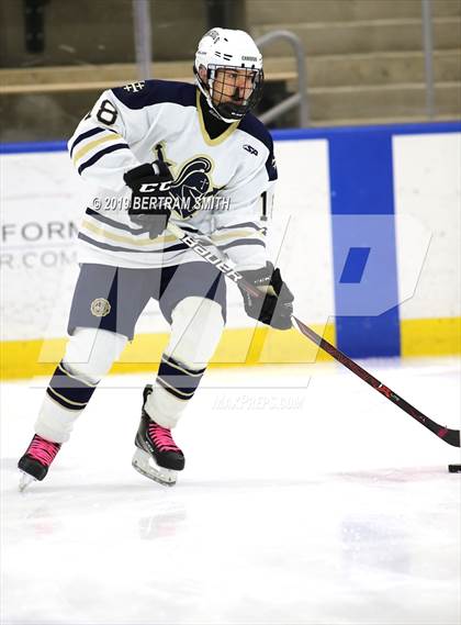 Thumbnail 3 in St. Mary's vs Canisius photogallery.