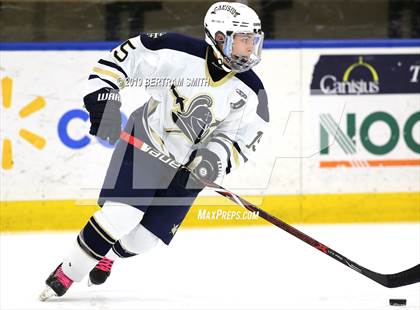 Thumbnail 1 in St. Mary's vs Canisius photogallery.