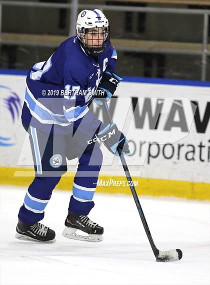 Thumbnail 3 in St. Mary's vs Canisius photogallery.