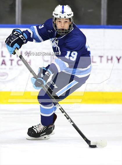 Thumbnail 1 in St. Mary's vs Canisius photogallery.