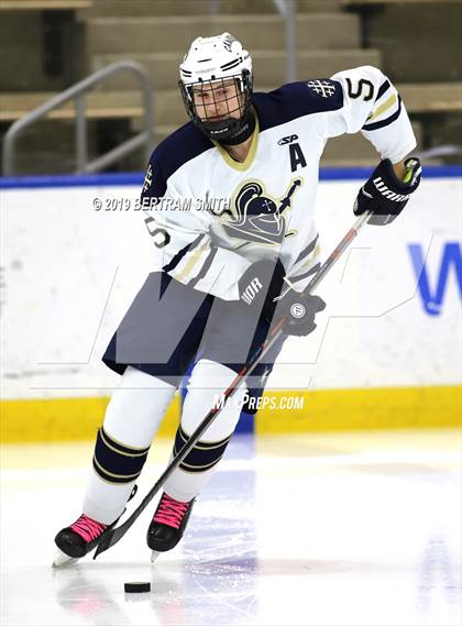 Thumbnail 1 in St. Mary's vs Canisius photogallery.