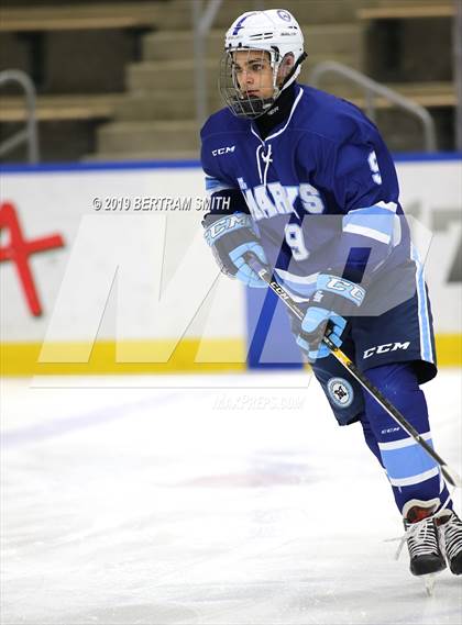 Thumbnail 2 in St. Mary's vs Canisius photogallery.