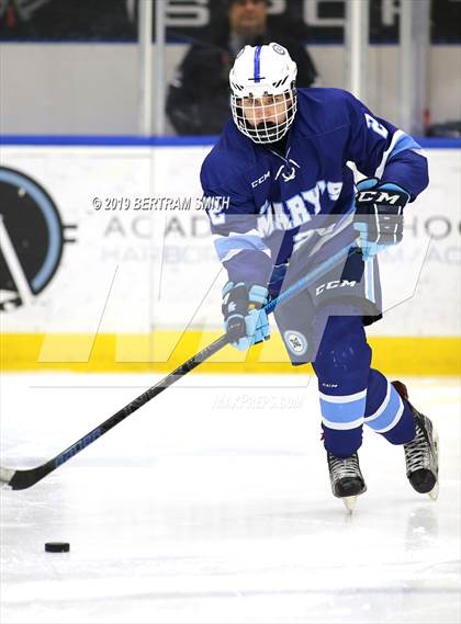 Thumbnail 1 in St. Mary's vs Canisius photogallery.