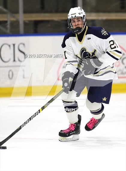 Thumbnail 2 in St. Mary's vs Canisius photogallery.