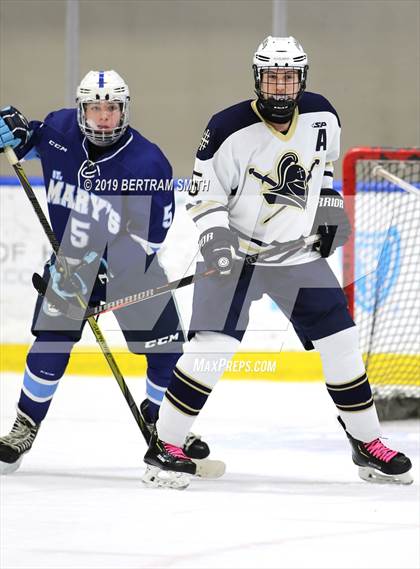 Thumbnail 3 in St. Mary's vs Canisius photogallery.