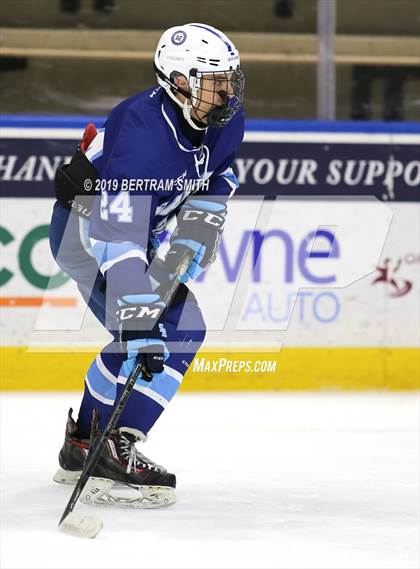 Thumbnail 1 in St. Mary's vs Canisius photogallery.