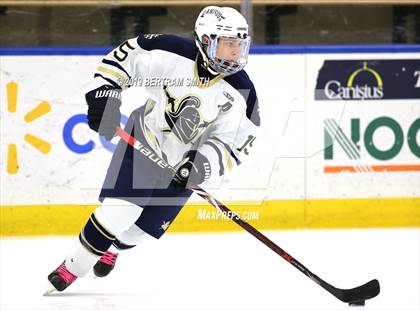 Thumbnail 3 in St. Mary's vs Canisius photogallery.