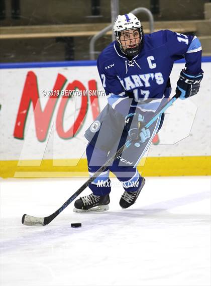 Thumbnail 2 in St. Mary's vs Canisius photogallery.
