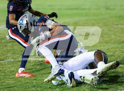 Thumbnail 2 in Oaks Christian @ Liberty photogallery.