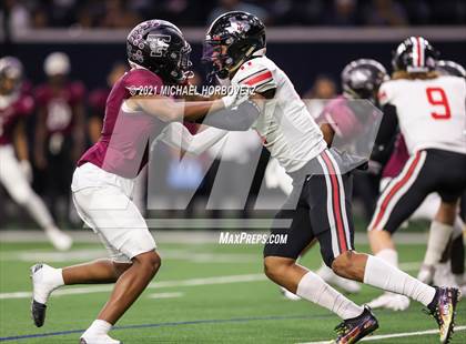 Thumbnail 1 in Lovejoy vs. Mansfield Timberview (UIL 5A Region Semifinals) photogallery.