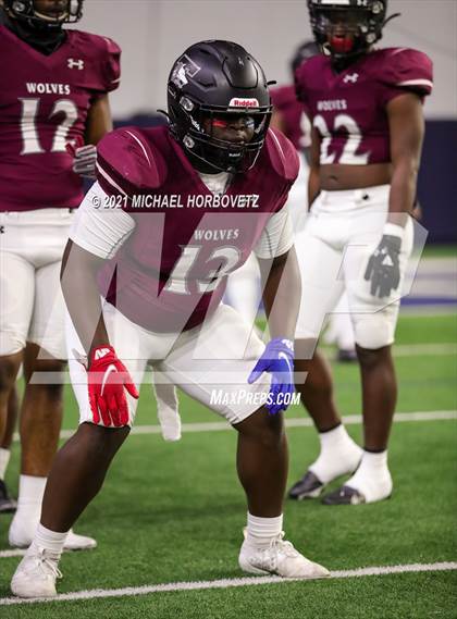 Thumbnail 2 in Lovejoy vs. Mansfield Timberview (UIL 5A Region Semifinals) photogallery.