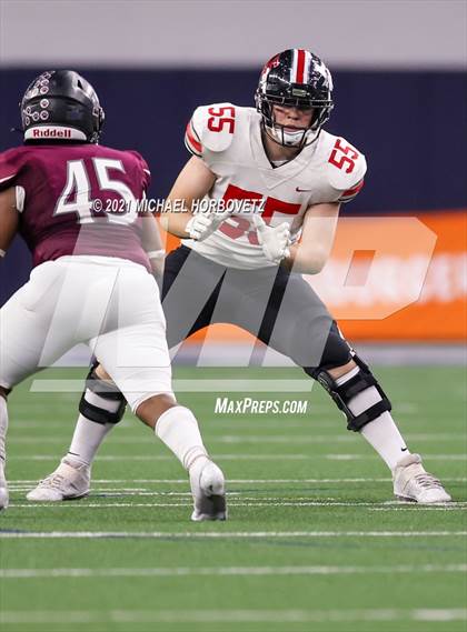 Thumbnail 3 in Lovejoy vs. Mansfield Timberview (UIL 5A Region Semifinals) photogallery.