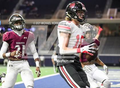 Thumbnail 1 in Lovejoy vs. Mansfield Timberview (UIL 5A Region Semifinals) photogallery.