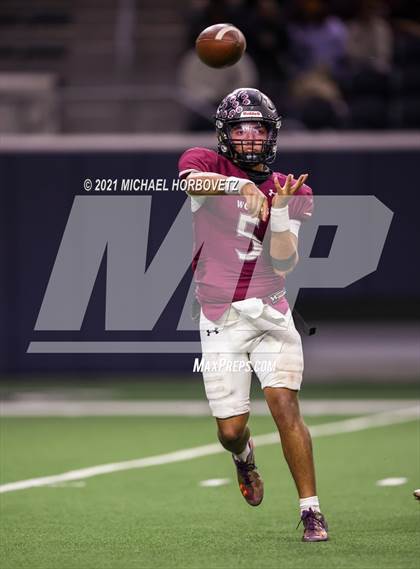Thumbnail 3 in Lovejoy vs. Mansfield Timberview (UIL 5A Region Semifinals) photogallery.