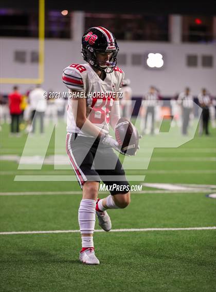 Thumbnail 2 in Lovejoy vs. Mansfield Timberview (UIL 5A Region Semifinals) photogallery.
