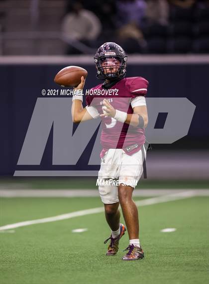 Thumbnail 1 in Lovejoy vs. Mansfield Timberview (UIL 5A Region Semifinals) photogallery.