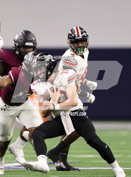 Thumbnail 1 in Lovejoy vs. Mansfield Timberview (UIL 5A Region Semifinals) photogallery.