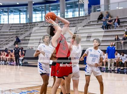 Thumbnail 2 in Marcus @ Hebron photogallery.