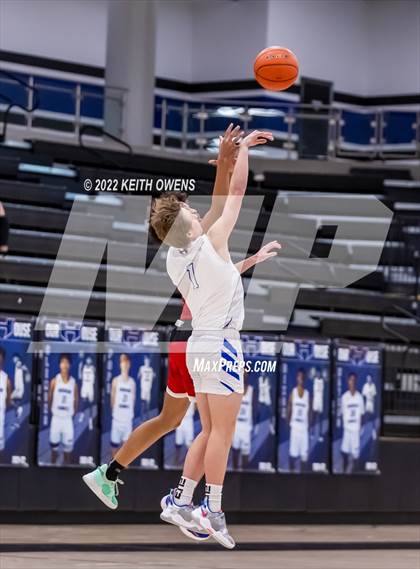 Thumbnail 1 in Marcus @ Hebron photogallery.
