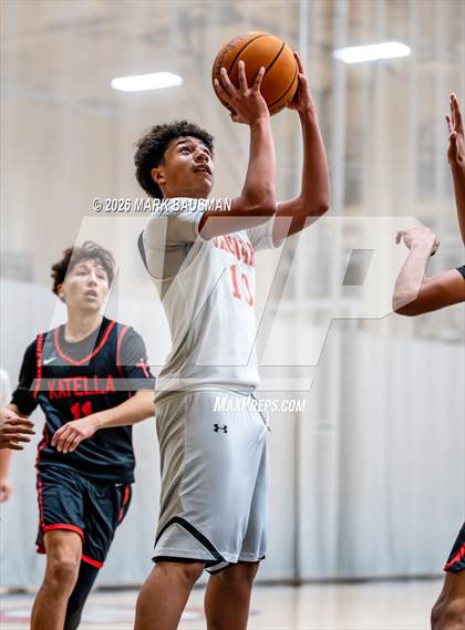 Thumbnail 3 in FR: Katella @ Segerstrom photogallery.