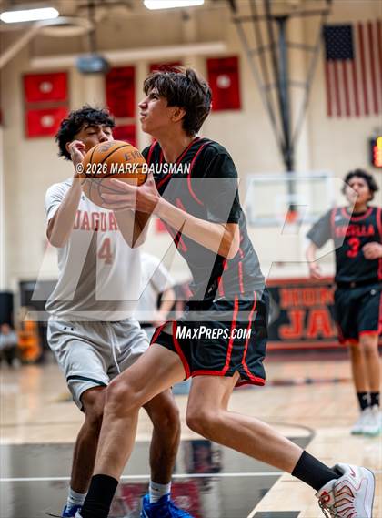 Thumbnail 2 in FR: Katella @ Segerstrom photogallery.