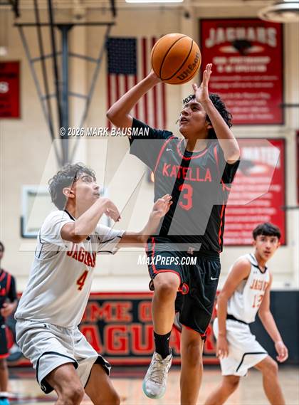 Thumbnail 3 in FR: Katella @ Segerstrom photogallery.