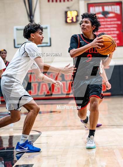 Thumbnail 2 in FR: Katella @ Segerstrom photogallery.