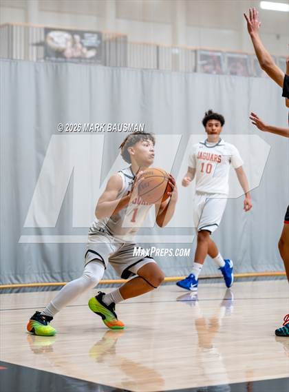 Thumbnail 1 in FR: Katella @ Segerstrom photogallery.