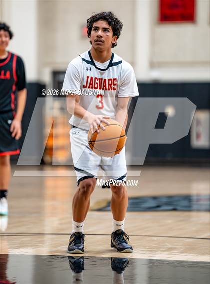 Thumbnail 1 in FR: Katella @ Segerstrom photogallery.