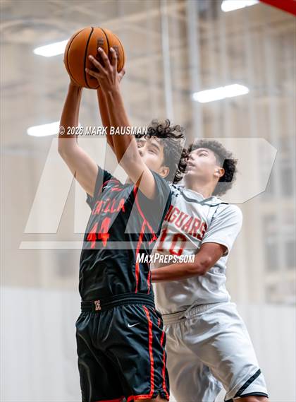 Thumbnail 2 in FR: Katella @ Segerstrom photogallery.