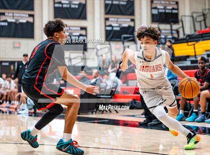 Thumbnail 1 in FR: Katella @ Segerstrom photogallery.